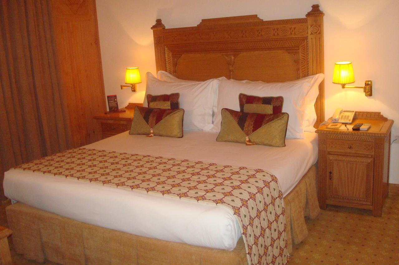 Gilgit Serena Hotel Экстерьер фото