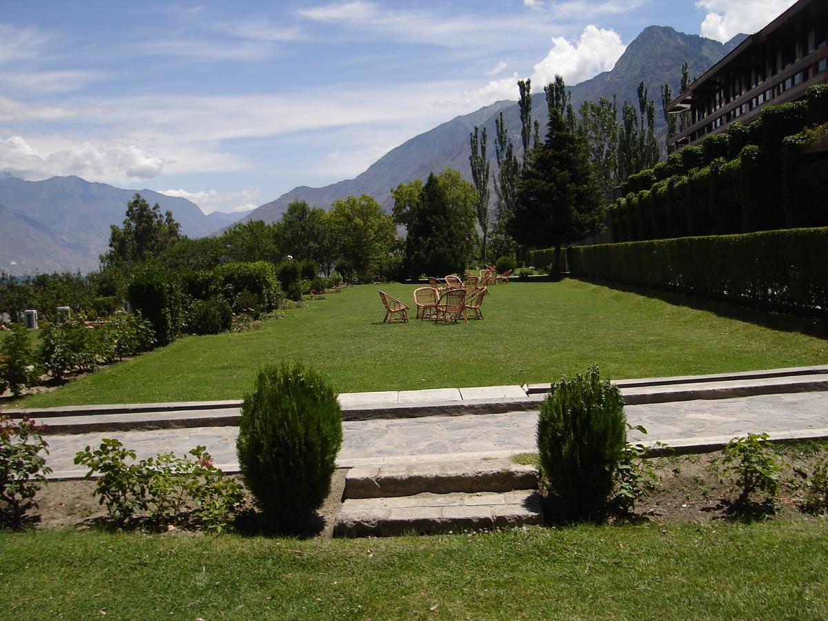 Gilgit Serena Hotel Экстерьер фото