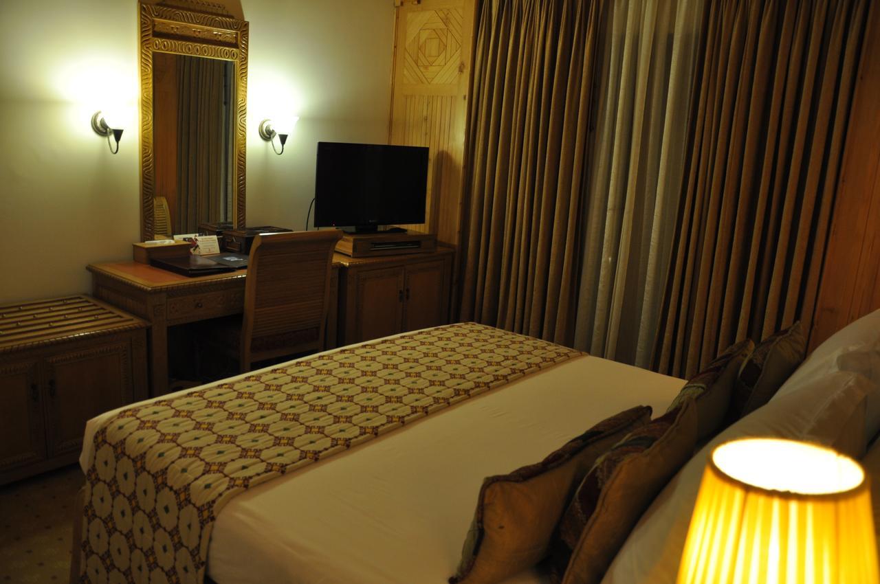Gilgit Serena Hotel Экстерьер фото